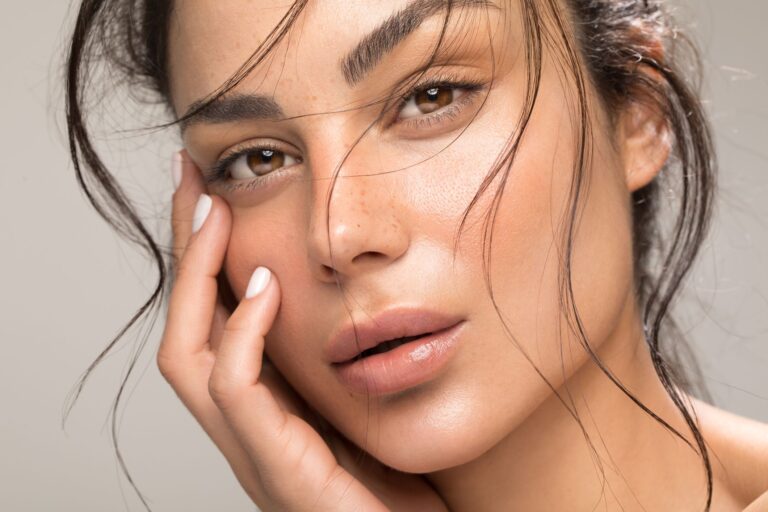 2025’s Hottest No-Makeup Beauty Secrets